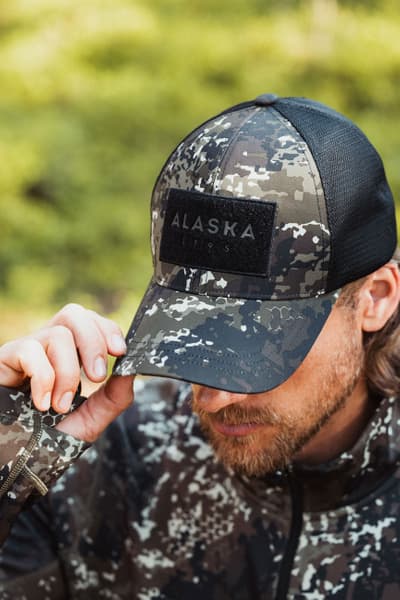 Alaska Trucker Cap, BlindTech Forest-Black, view: 2