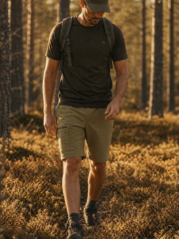 Chaser Lite Shorts, Men, Gravel, view: 1